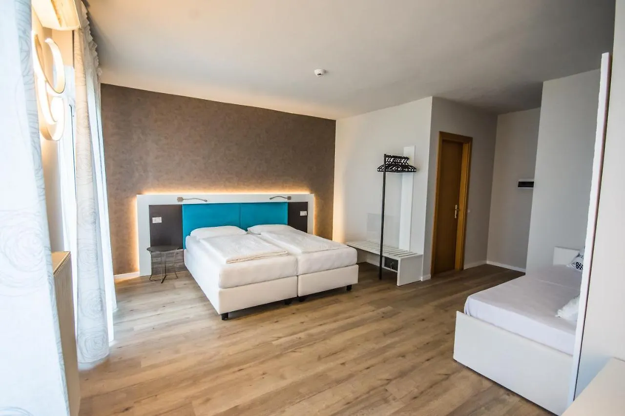 ***  Hotel Eden Torri Del Benaco Italy