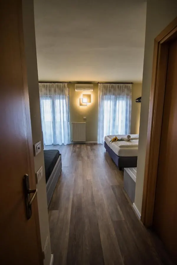 Hotel Eden Torri Del Benaco 3*,  Ιταλία