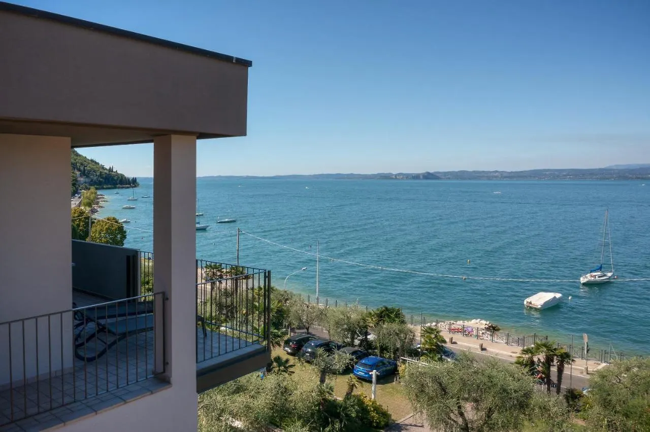 Hotel Eden Torri Del Benaco 3*,